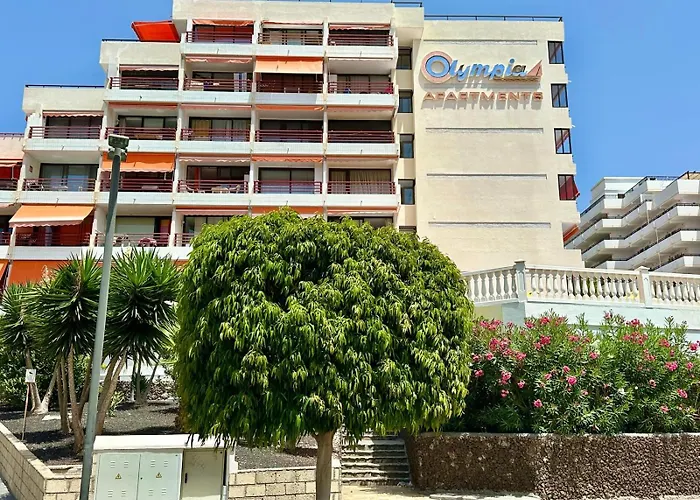 Stylish Olympia With Ocean View Apartment